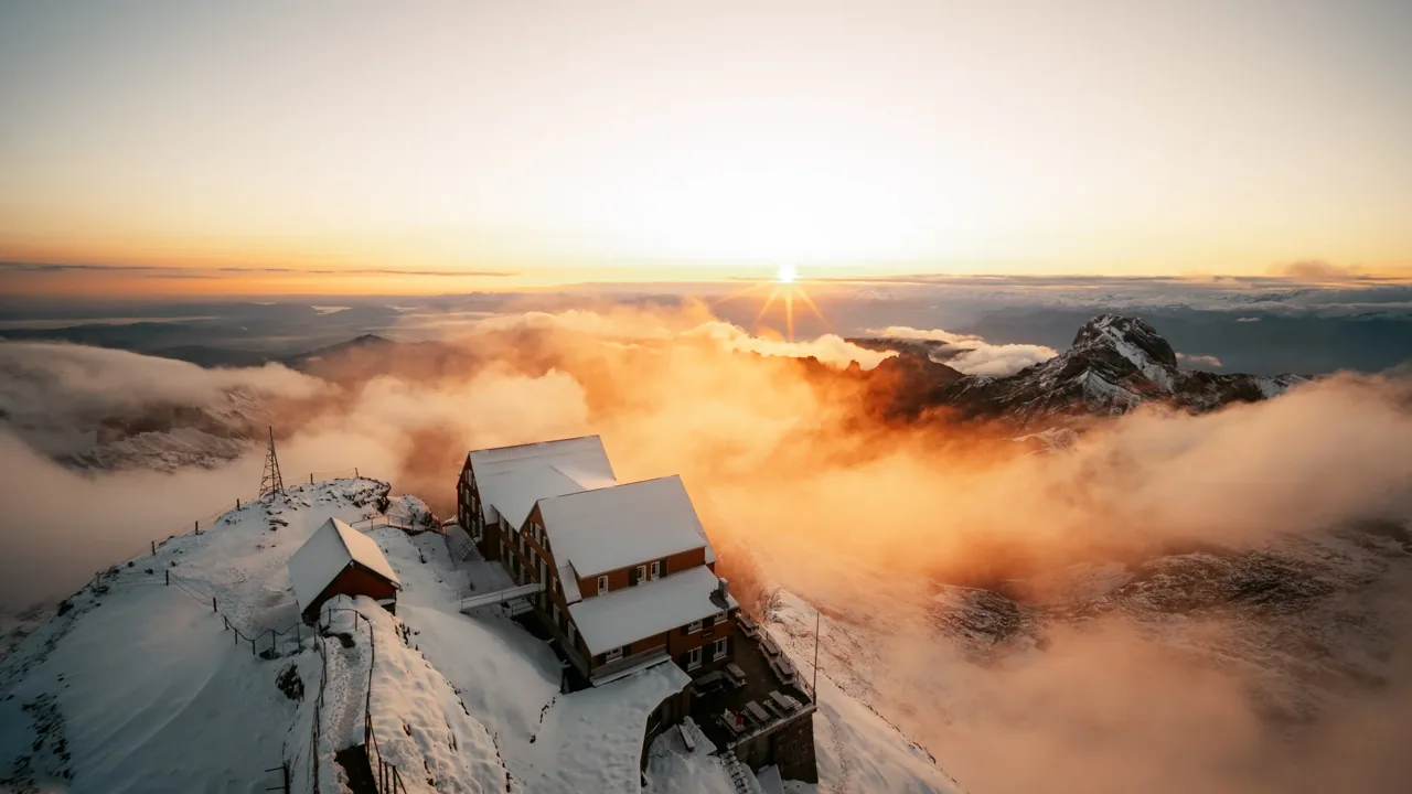 Sonnenaufgang über dem Nebelmeer
